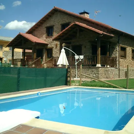 Casa Rural Casa Lara Piscina Jardin Lara San Martin de Valdetuejar Exterior photo